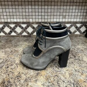 DKNY Suede Lace Up Granny Boots Grey Black 4" Block Heel Ladies Size 8 Booties